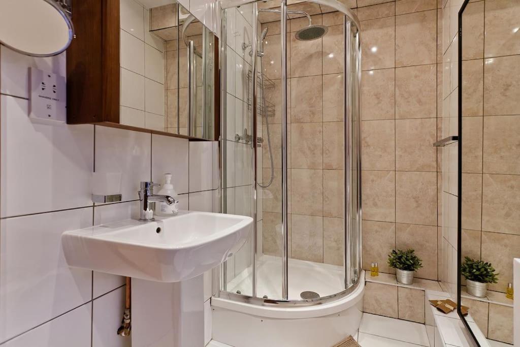 Whole House In Central Camden Town London Bagian luar foto